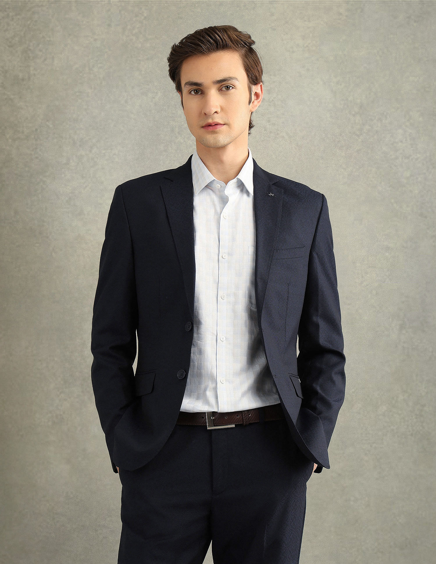 Arrow Tailored Fit Jacquard Two Piece Suit