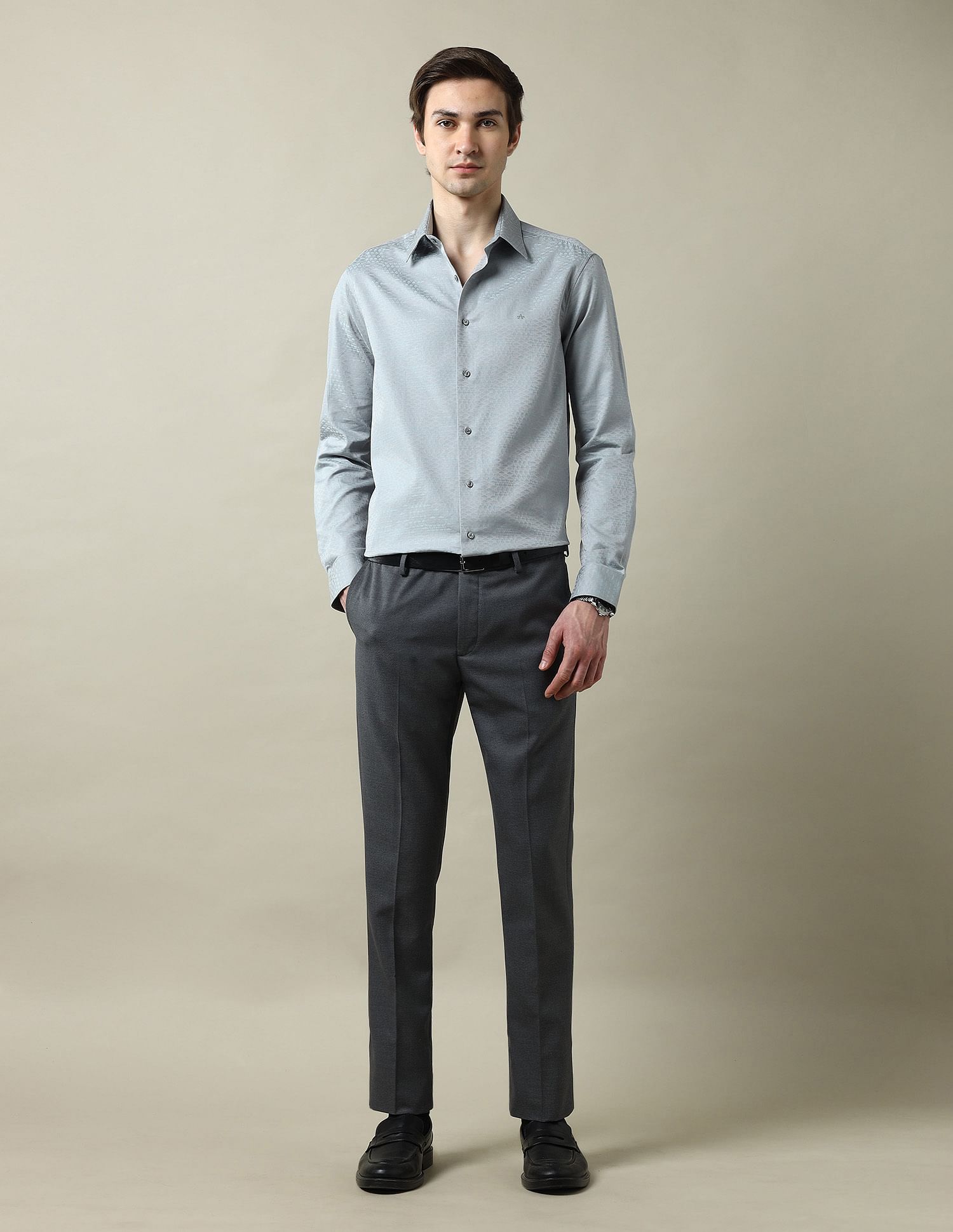 Arrow Textured Tailored Fit 1851 Shirt