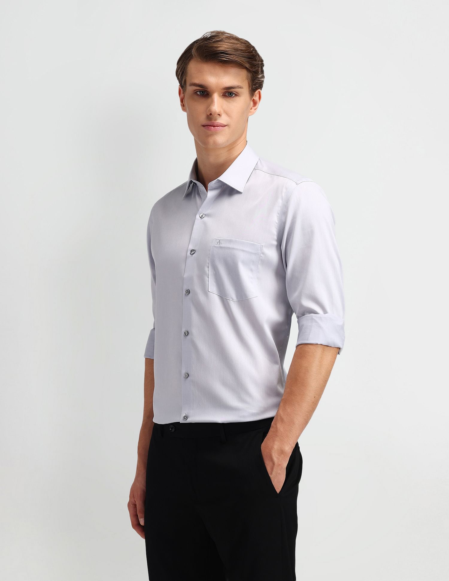Arrow Solid Manhattan Slim Fit Shirt