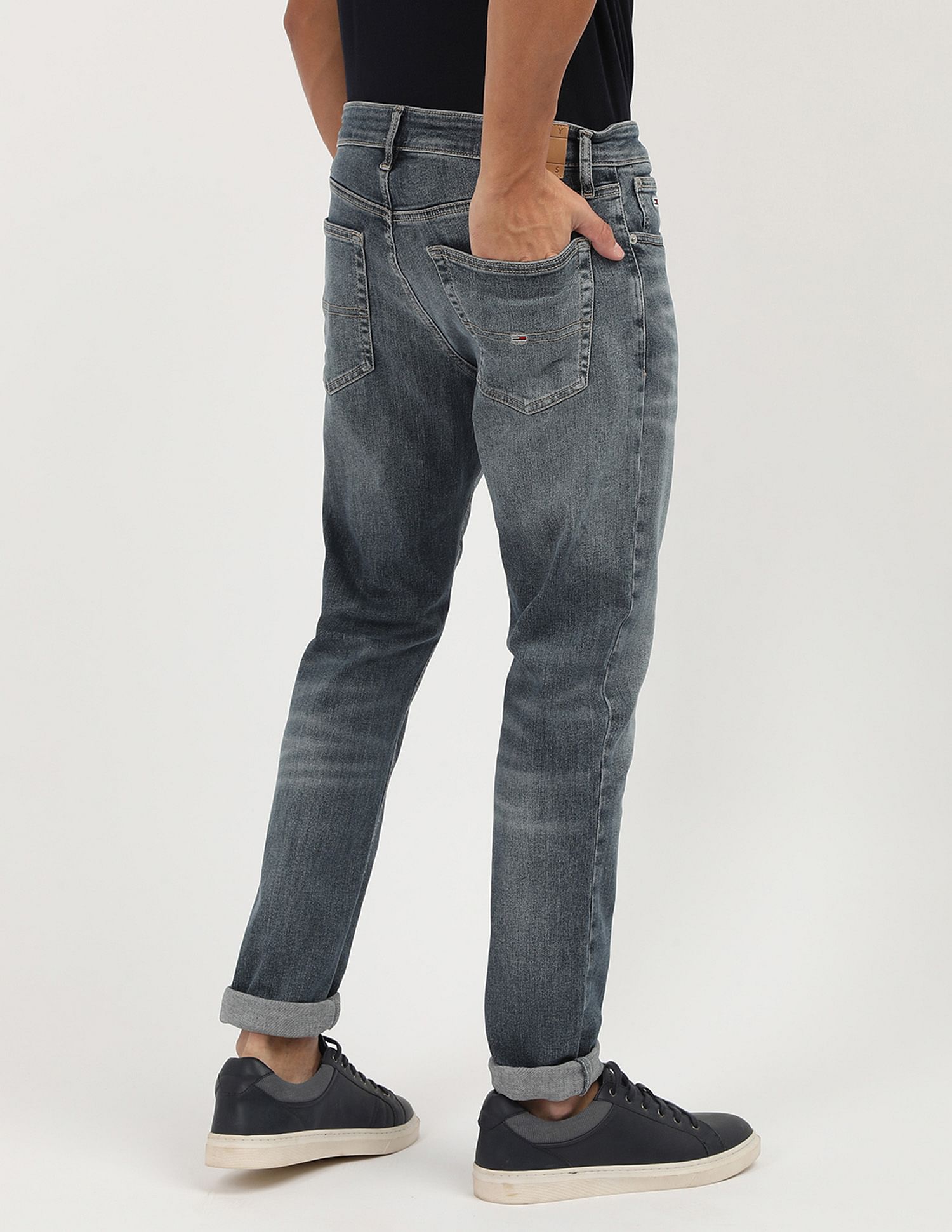 Tommy Hilfiger Austin Slim Tapered Jeans