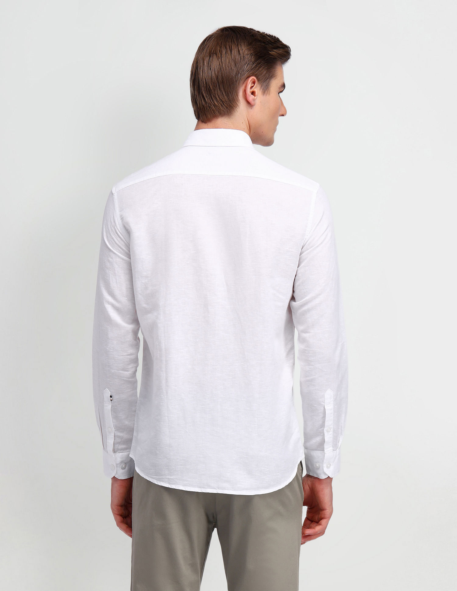 Arrow Sport Solid Manhattan Slim Fit Shirt