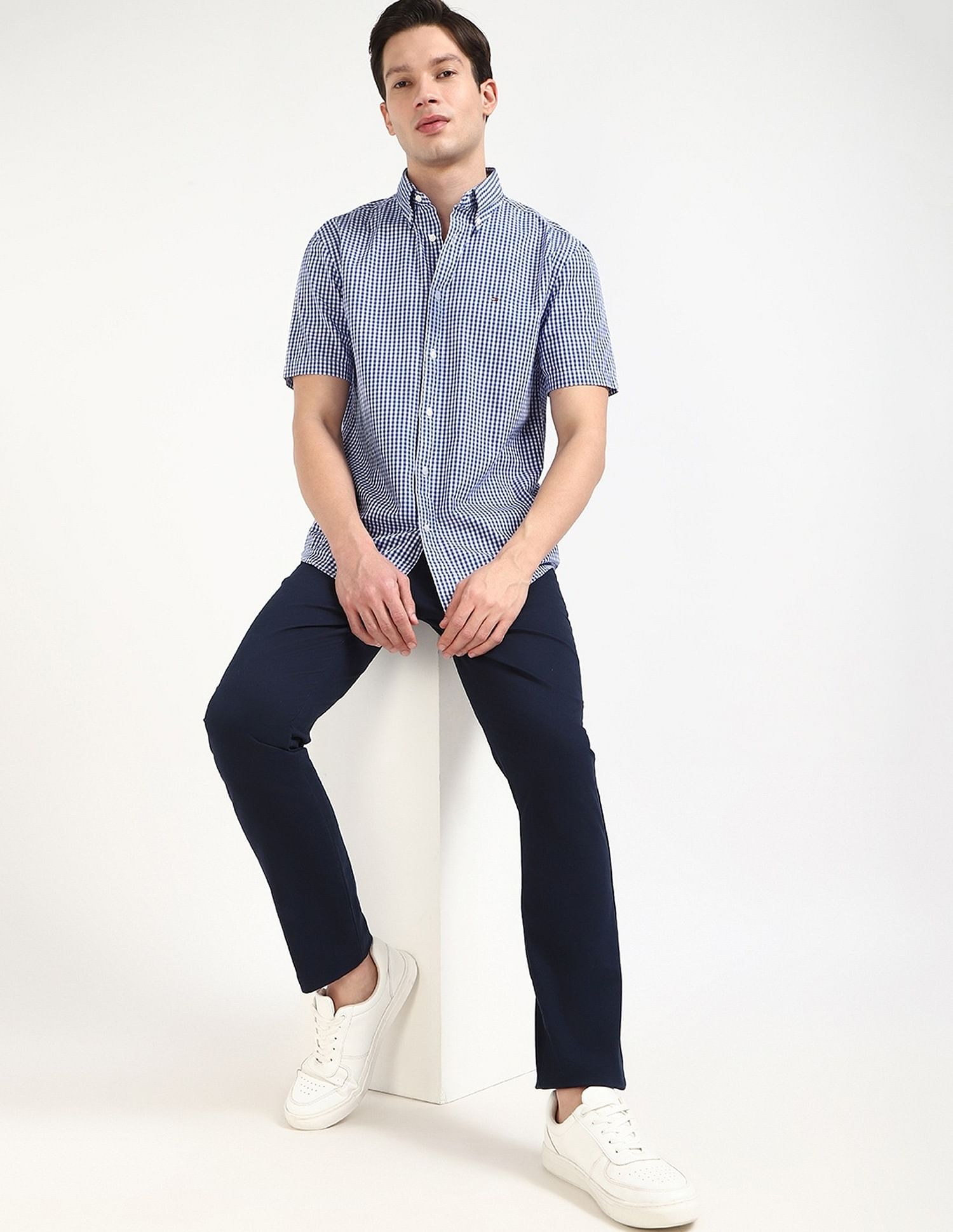 Tommy Hilfiger Checks Regular-Fit Poplin Woven Shirt