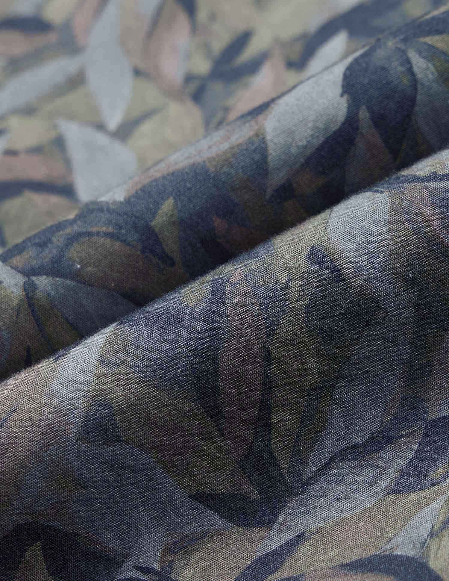 Arrow Sport Tropical Printed Printed Tailored Fit Shirt