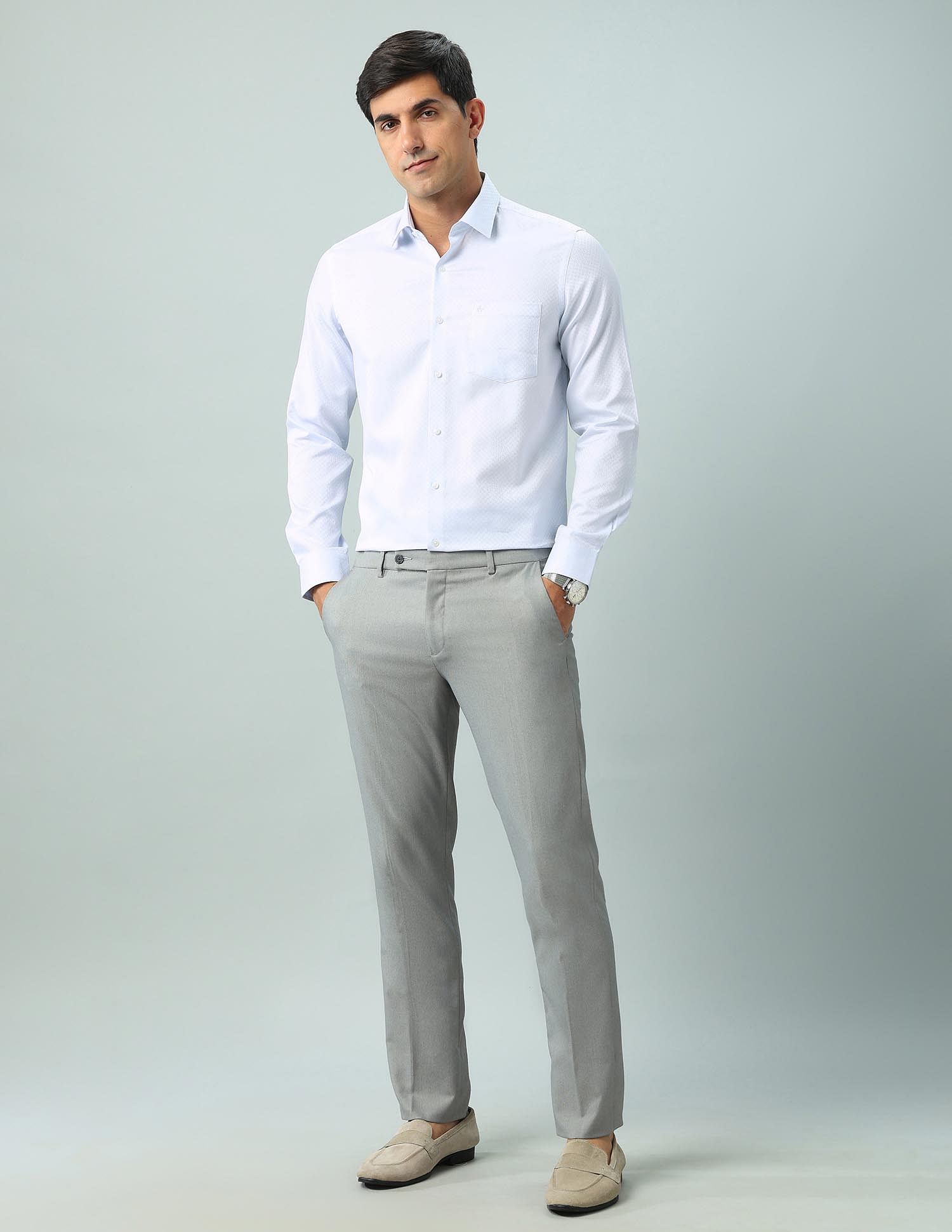 Arrow Manhattan Slim Fit Solid Shirt