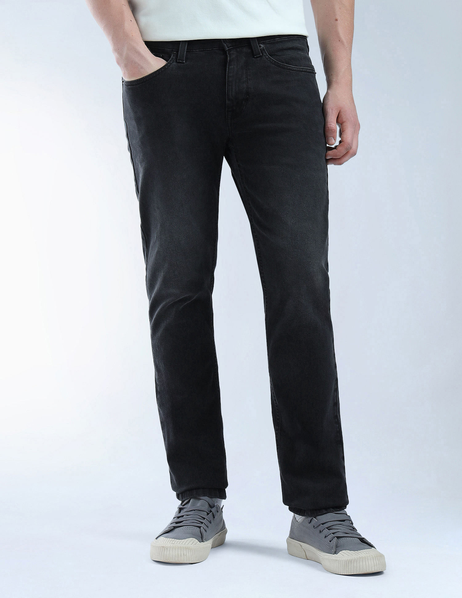 Flying Machine Mid Rise Freddie Slim Straight Fit Jeans