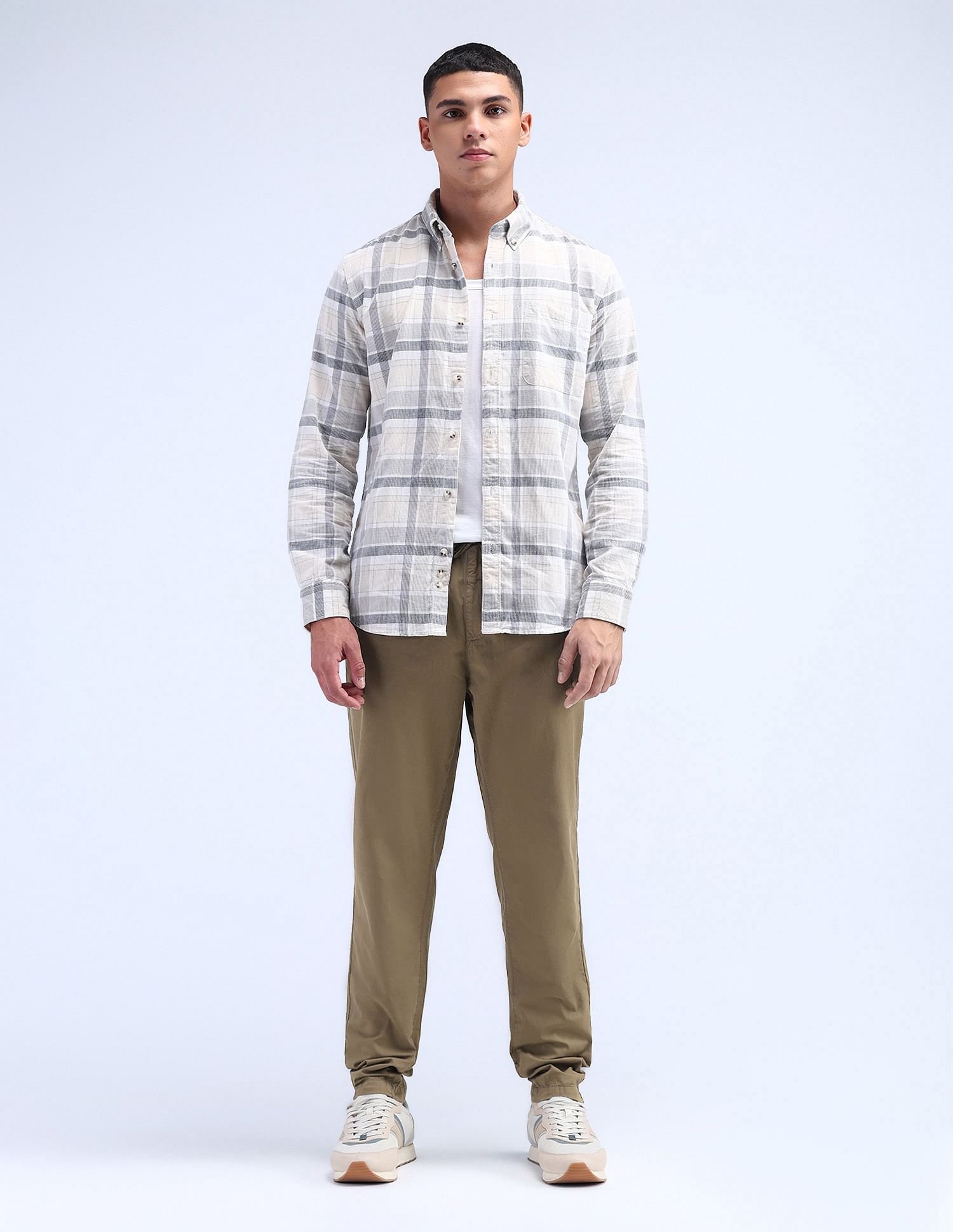 Flying Machine Relaxed Tapered Fit Solid Trousers