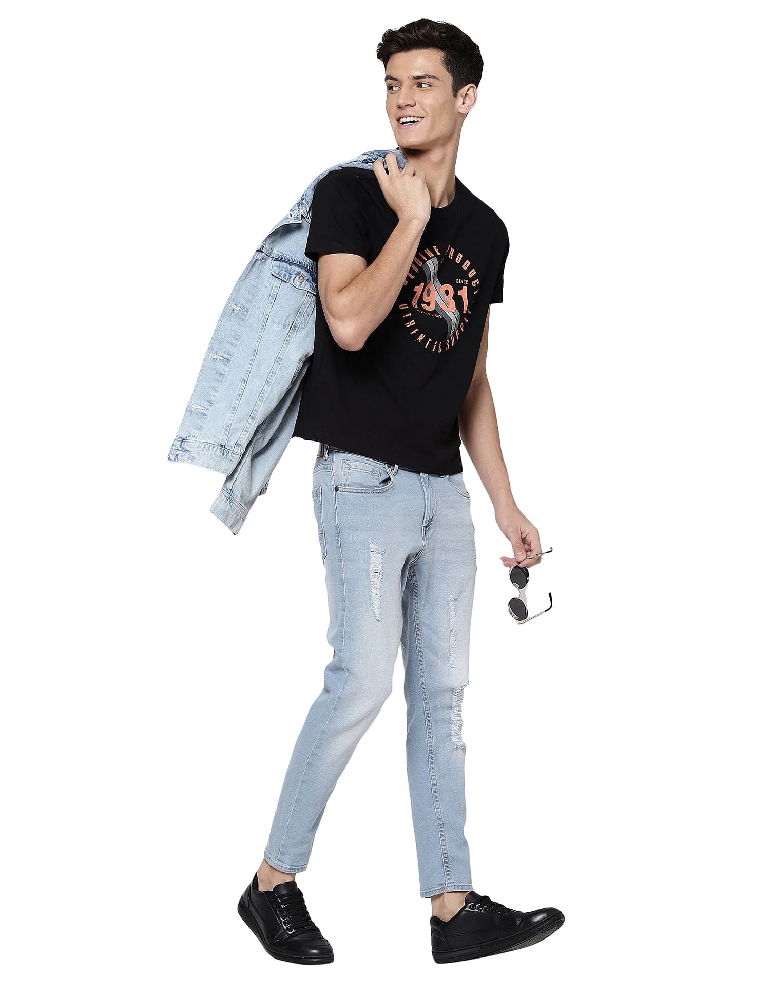 AD by Arvind Crew Neck Graphic Print T-Shirt
