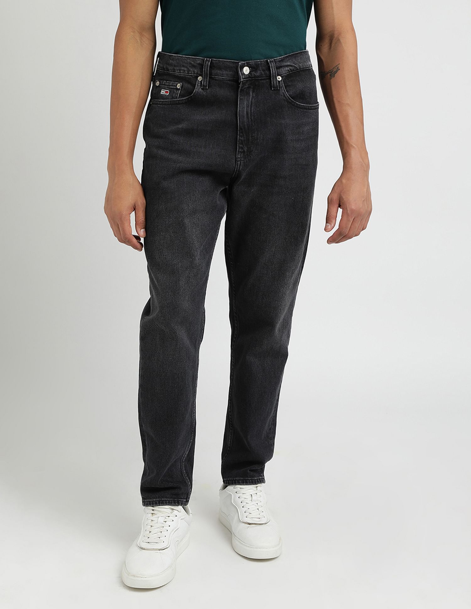 Tommy Hilfiger Kids Isaac Relaxed Tapered Fit Jeans