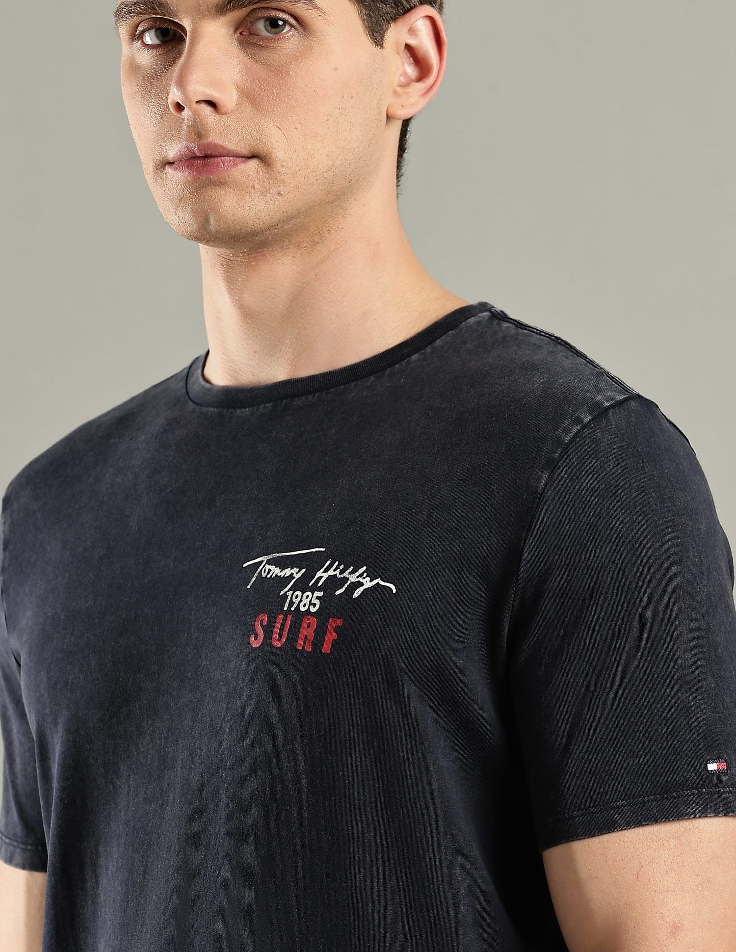 Tommy Hilfiger Graphic Regular-Fit Cotton T-Shirt