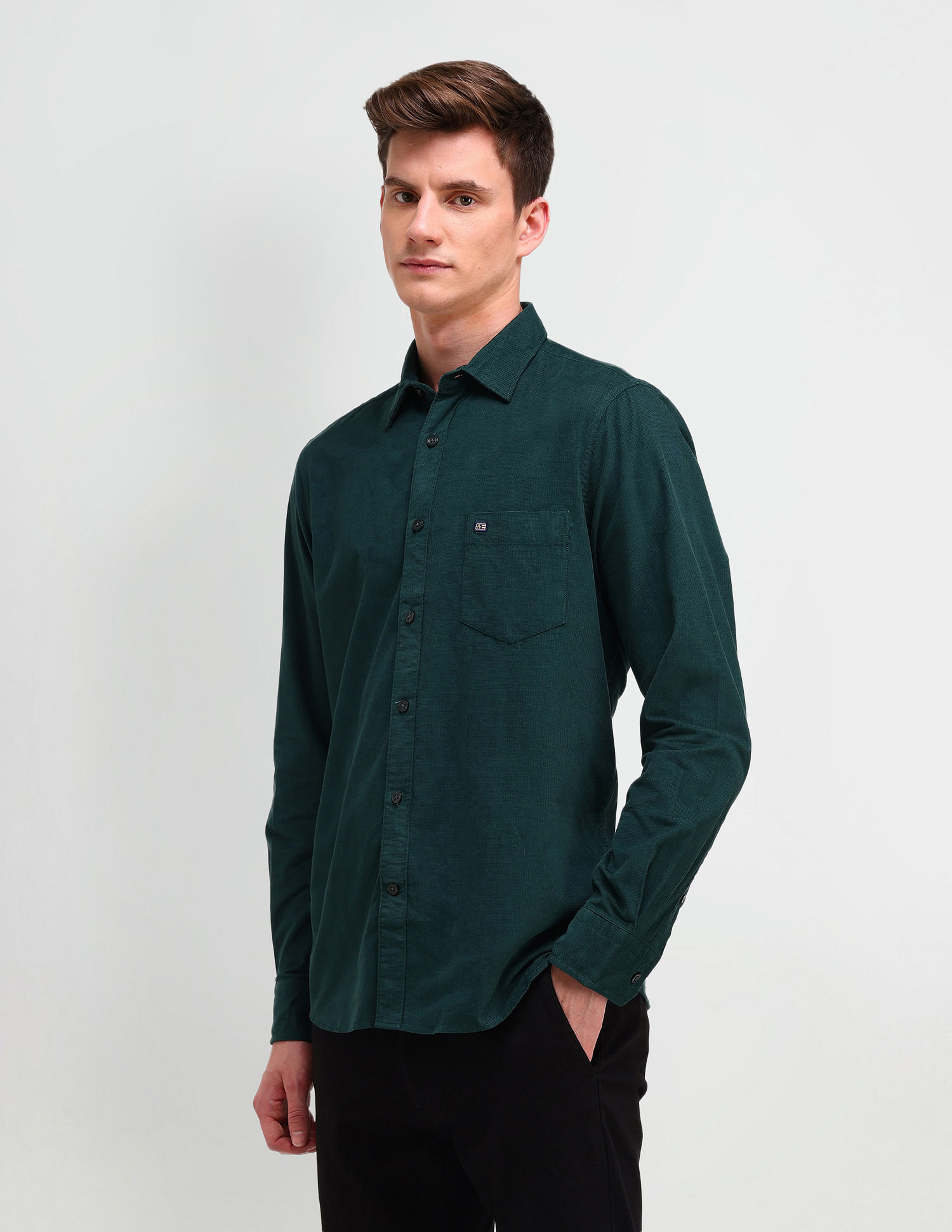 Arrow Sport Lightweight Corduroy Solid Pattern Shirt
