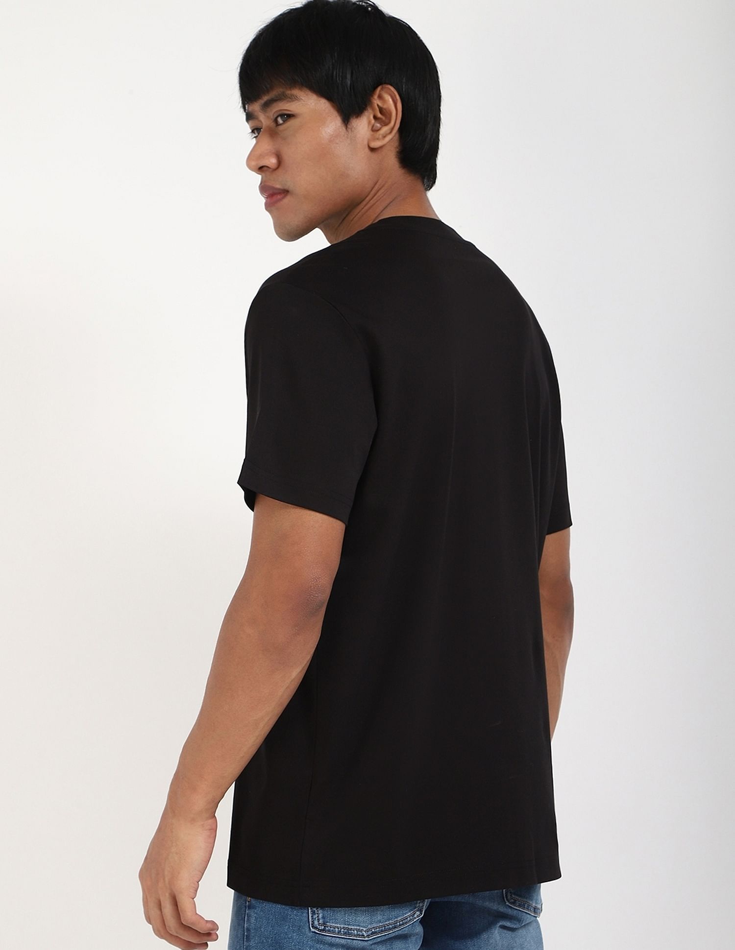 Calvin Klein Jeans Small Logo Regular-Fit Cotton T Shirt