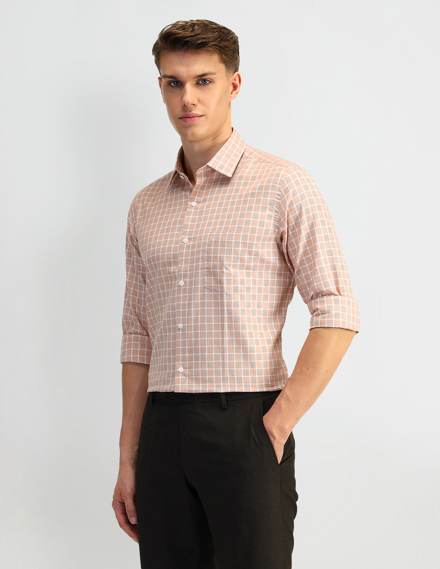 Arrow Manhattan Slim Fit Solid Shirt