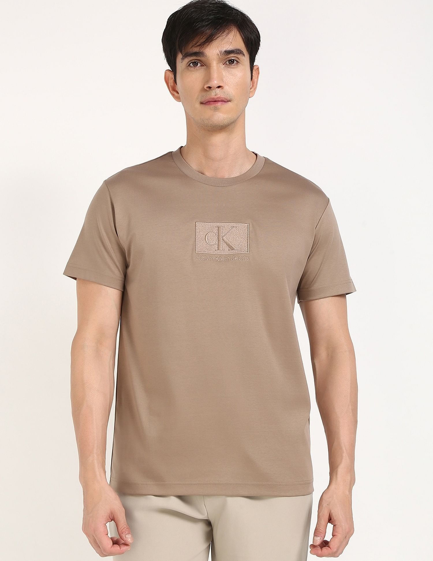 Calvin Klein Jeans Embroidered Logo Regular-Fit Cotton T Shirt