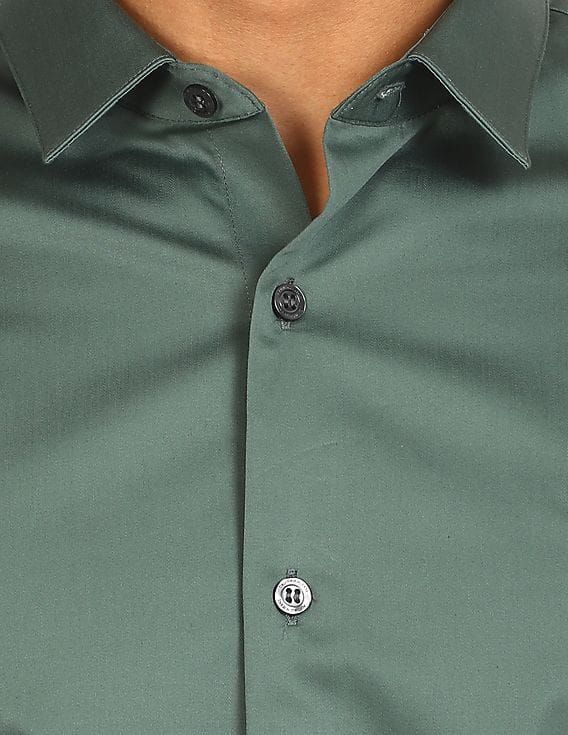 celebrities wearing green dresses Calvin Klein Golf Uni Polo Shirt - Mens Size Large