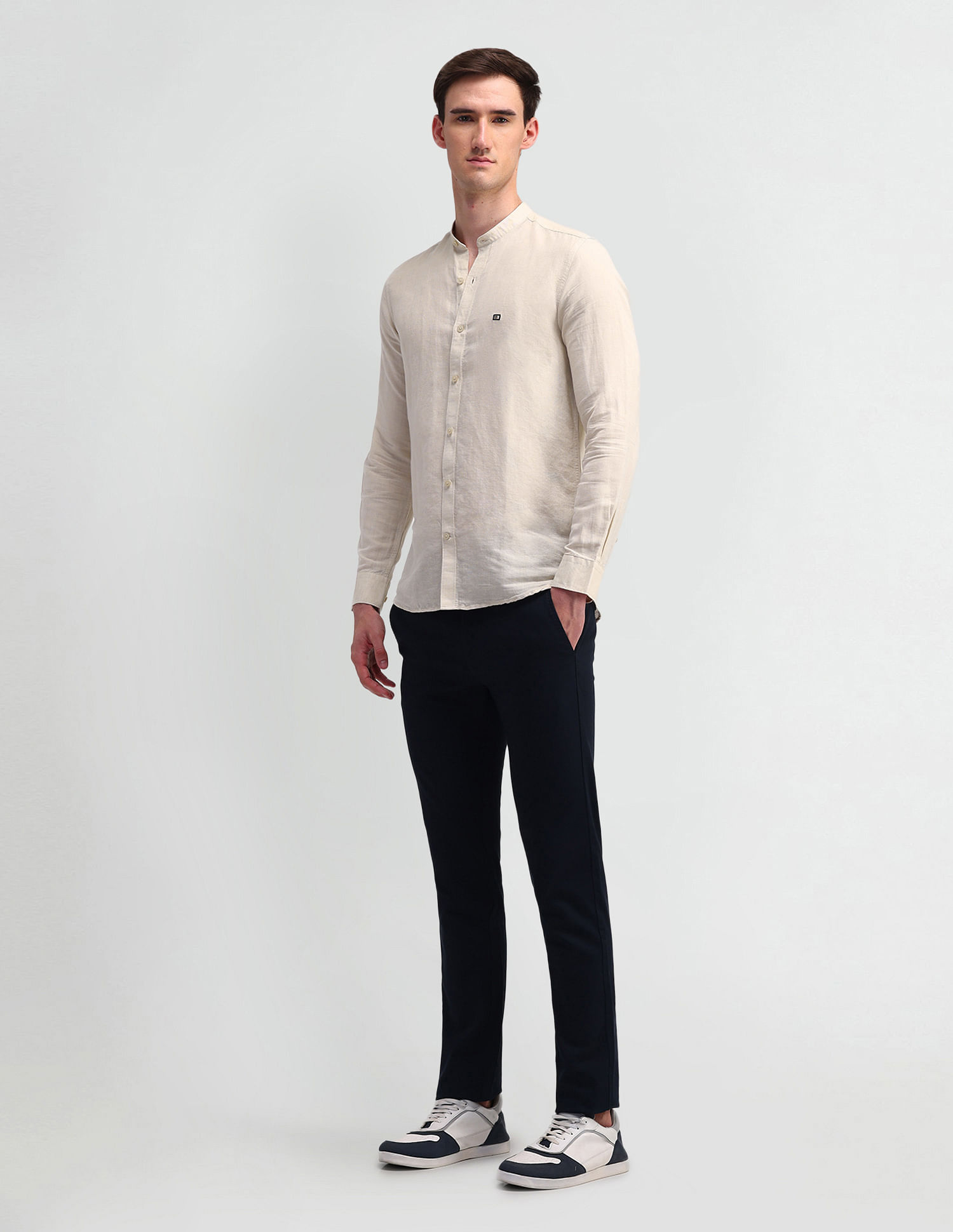Arrow Sport Slim Fit Solid Shirt