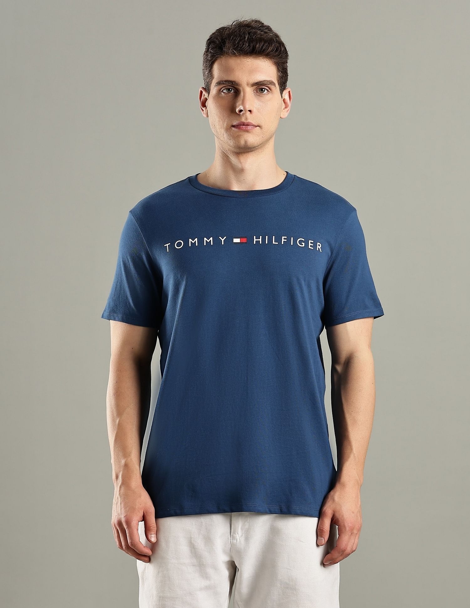 Tommy Hilfiger Logo Regular-Fit Cotton T-Shirt