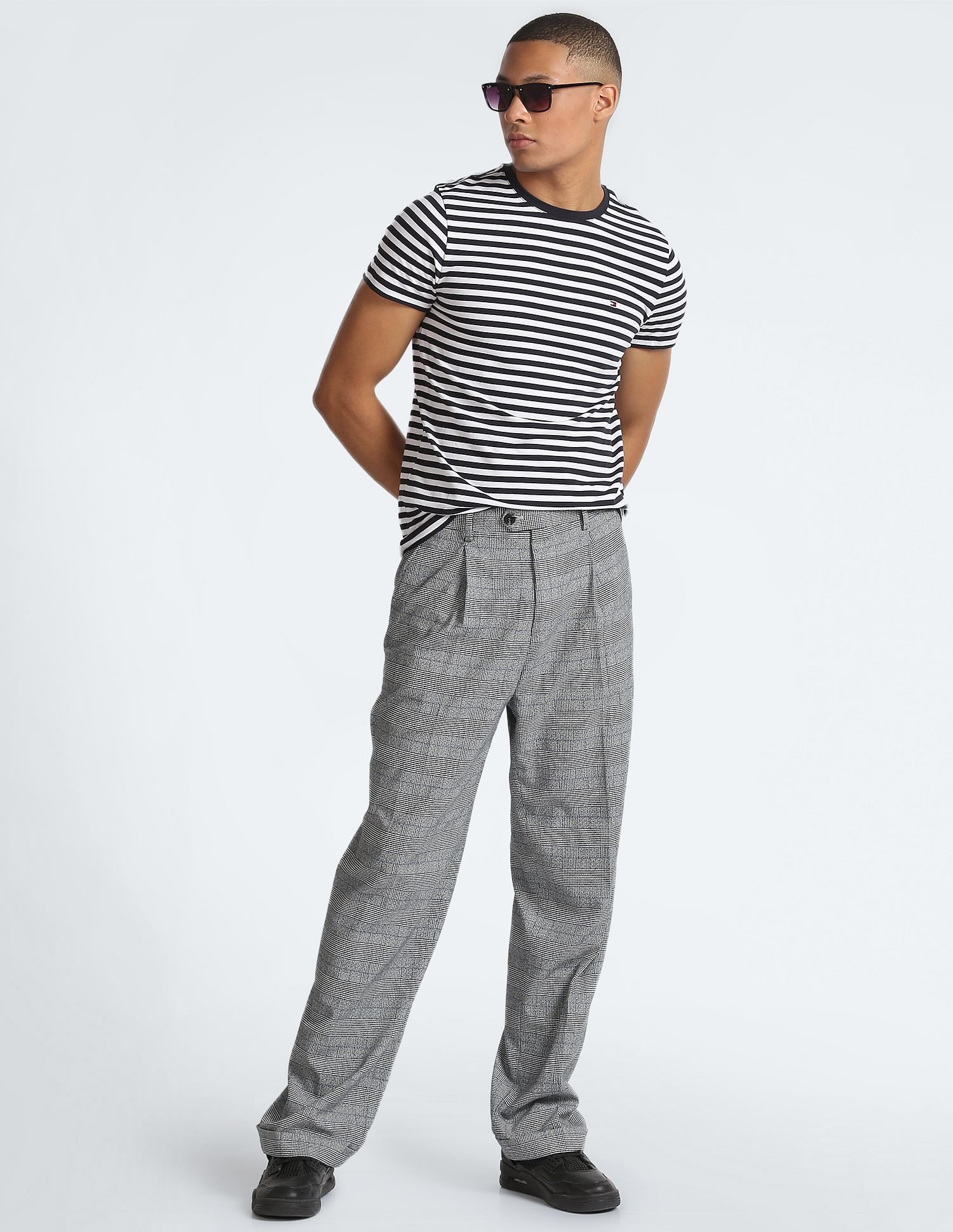 Tommy Hilfiger Solid Slim Fit T-Shirt