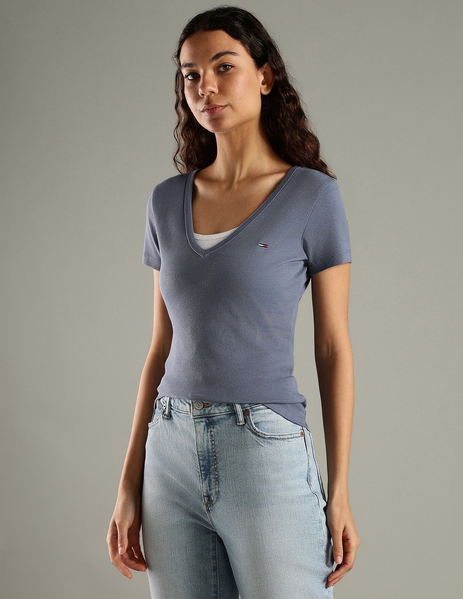 Tommy Hilfiger Solid Slim Fit Cotton T-Shirt