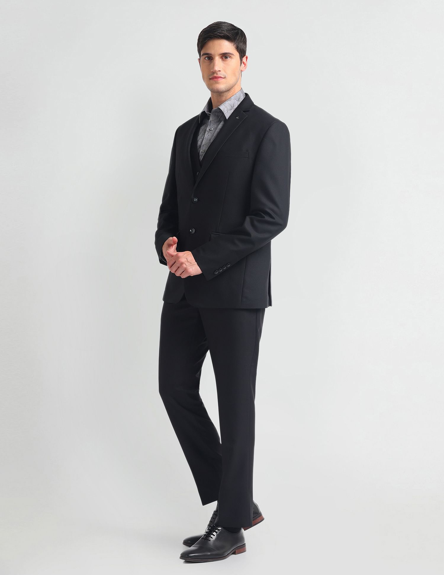 Arrow Reversible Waistcoat Three Piece Suit