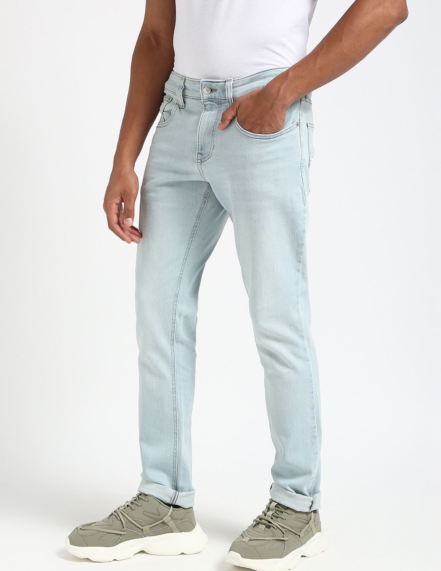 Tommy Hilfiger Light-Wash Regular-Fit Mid-Rise Jeans