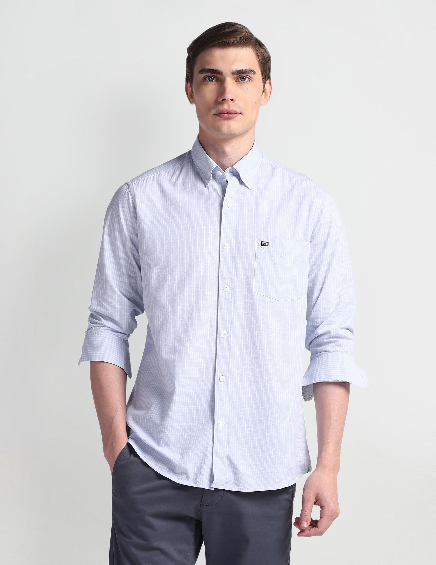 Arrow Sport Vertical Stripe Manhattan Slim Shirt