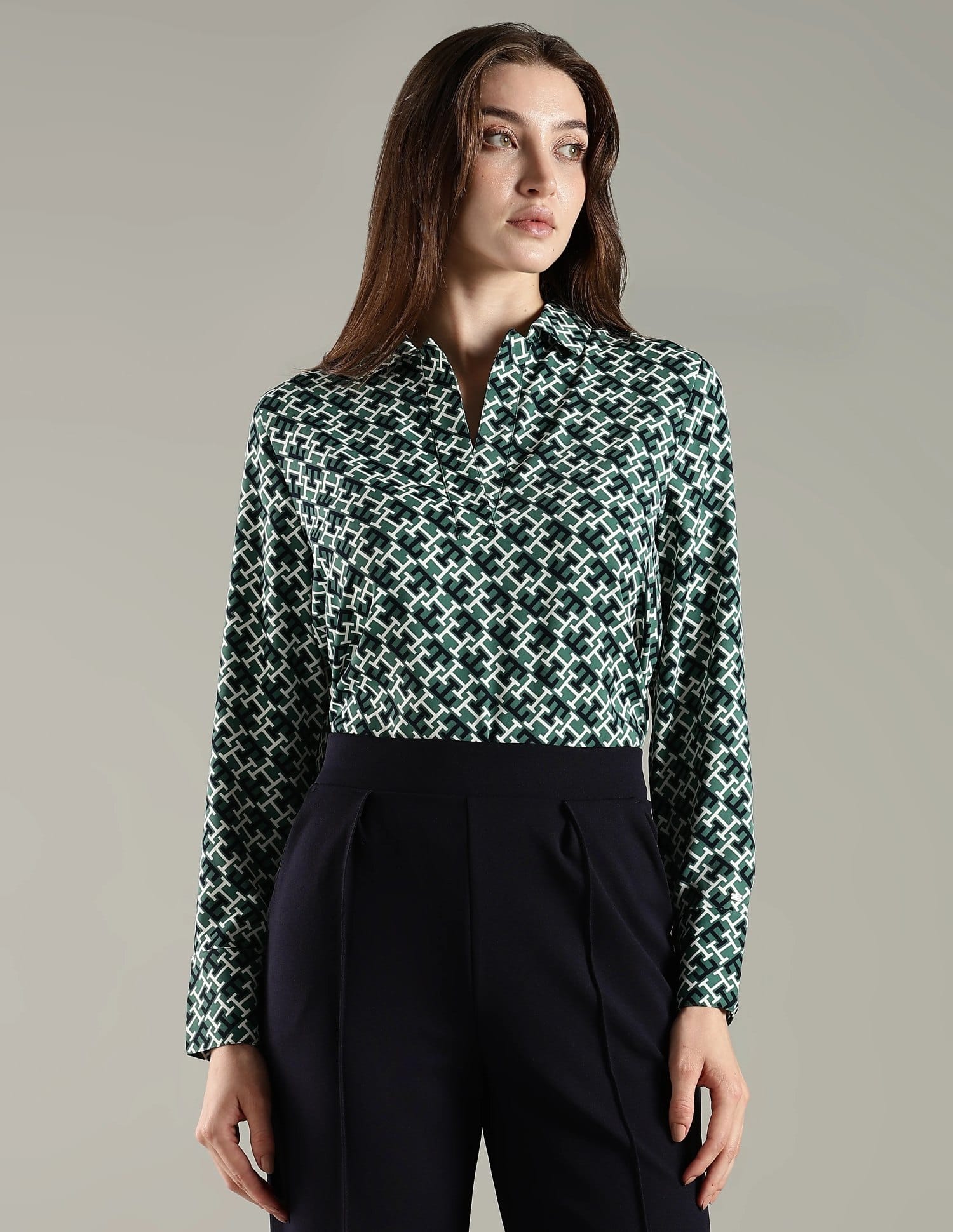 Buy Tommy Hilfiger Logo Relaxed Fit Polyester Shirt - NNNOW.com