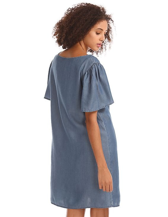 white christmas dresses Shop Gap Clothing and Denim at SilkRoll. Trade with us! main image 0