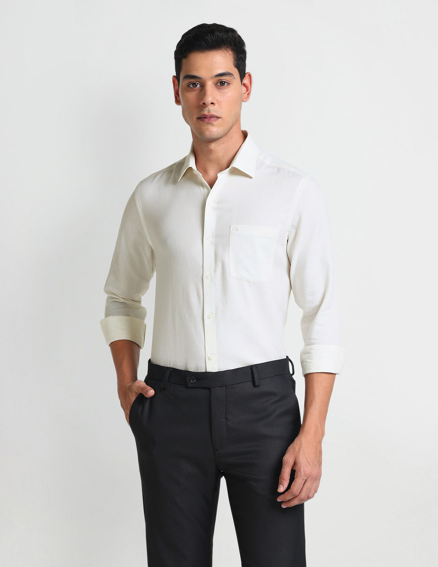Arrow Geometric Pattern Dobby Shirt