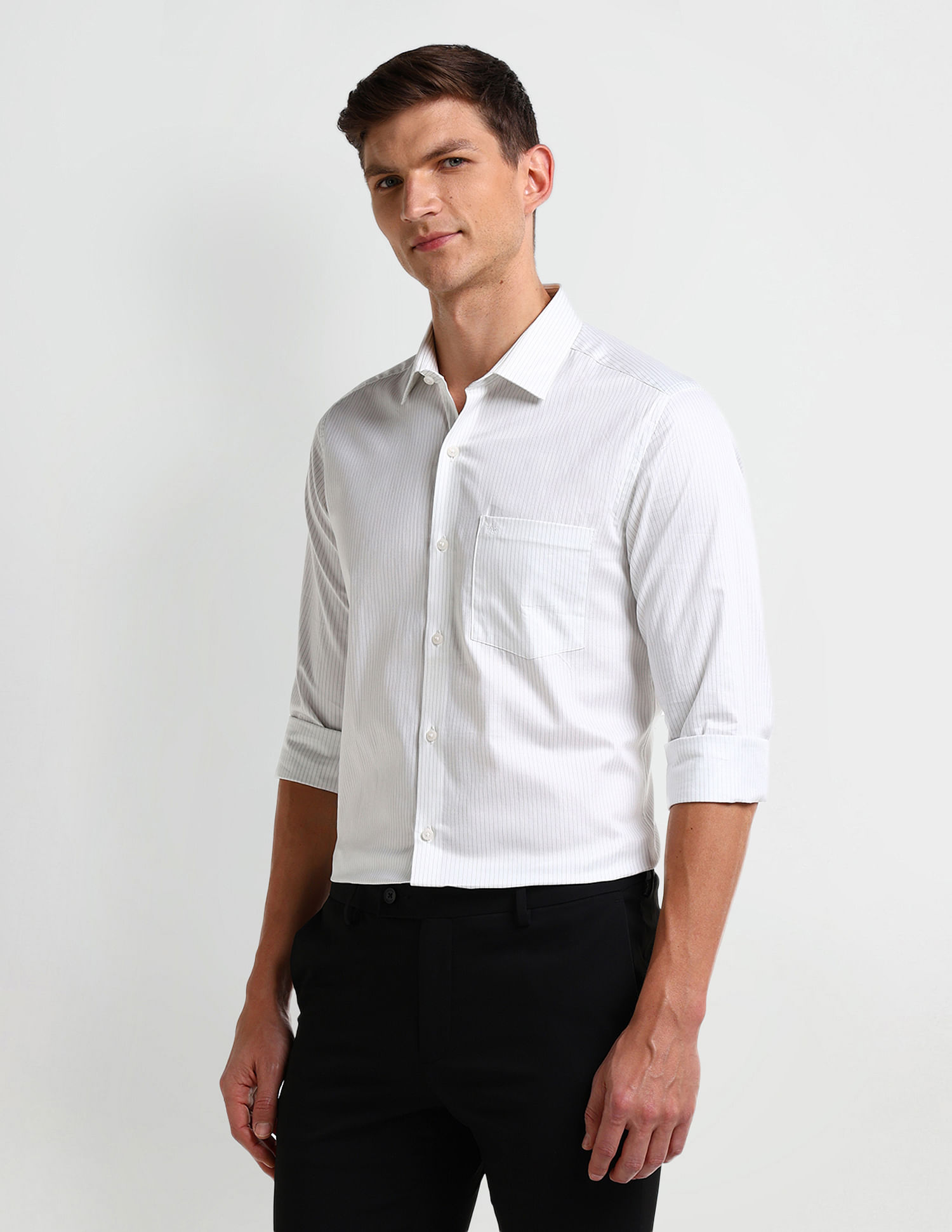 Arrow Manhattan Slim Pinstriped Shirt