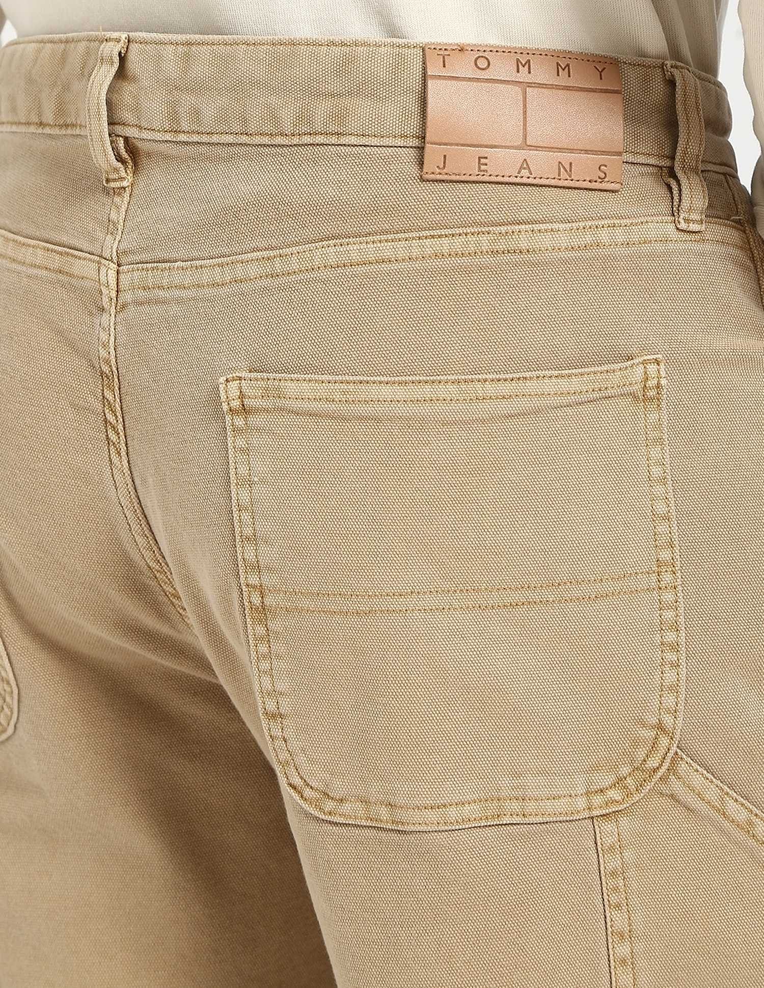 Tommy Hilfiger Loose-Fit Solid Mid Rise Trouser