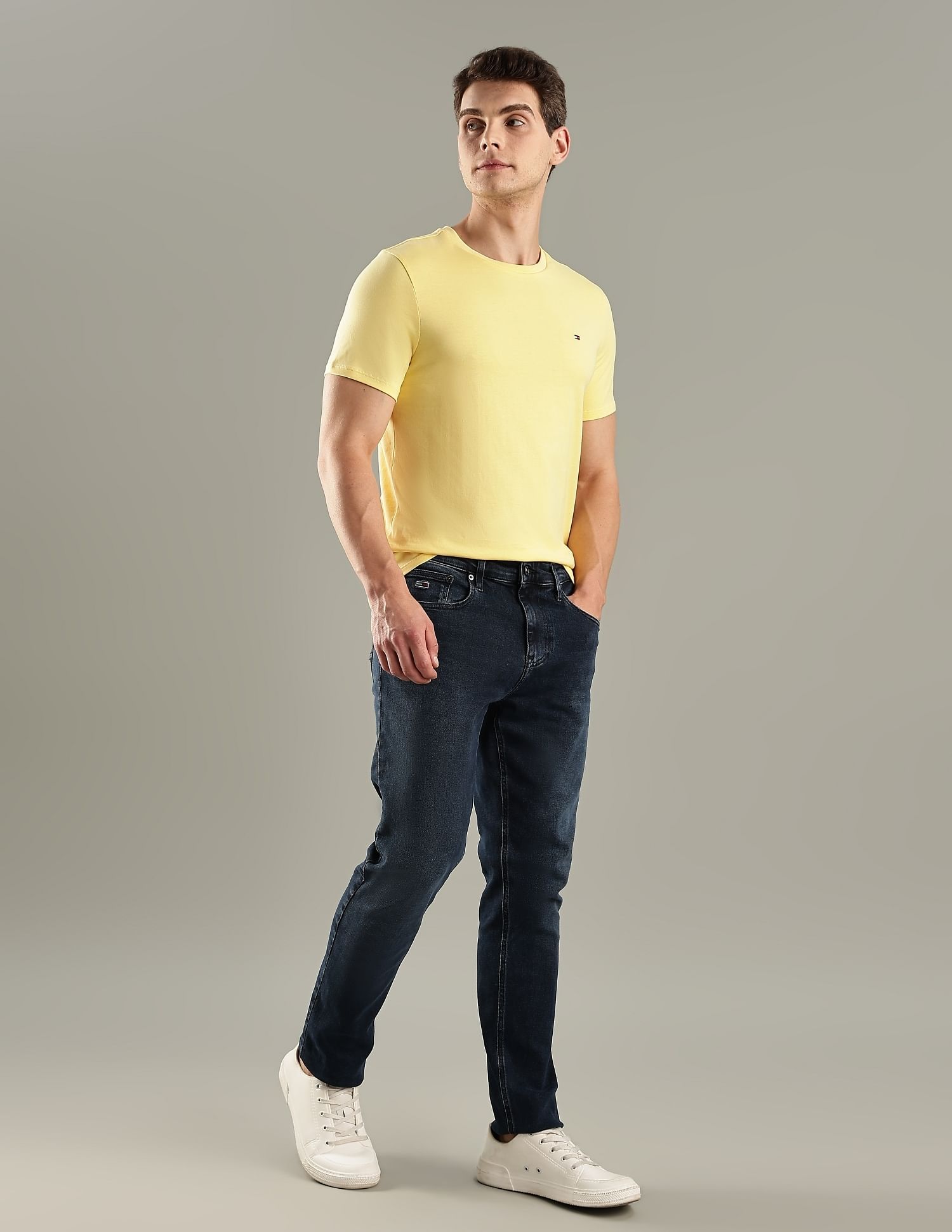 Tommy Hilfiger Light-Wash Slim-Fit Low Rise Jeans