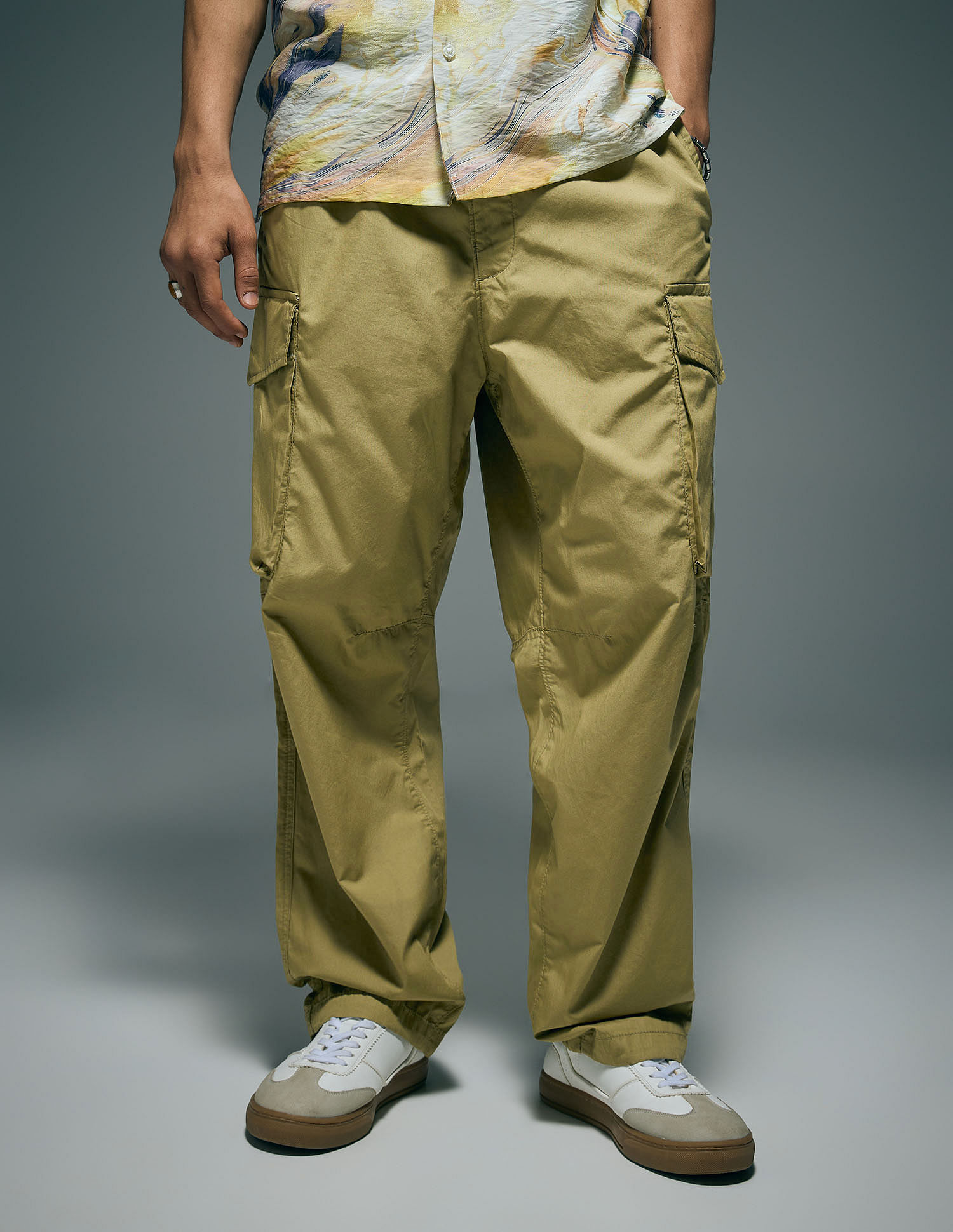 Flying Machine Cobain Loose Fit Pure Cotton Cargos
