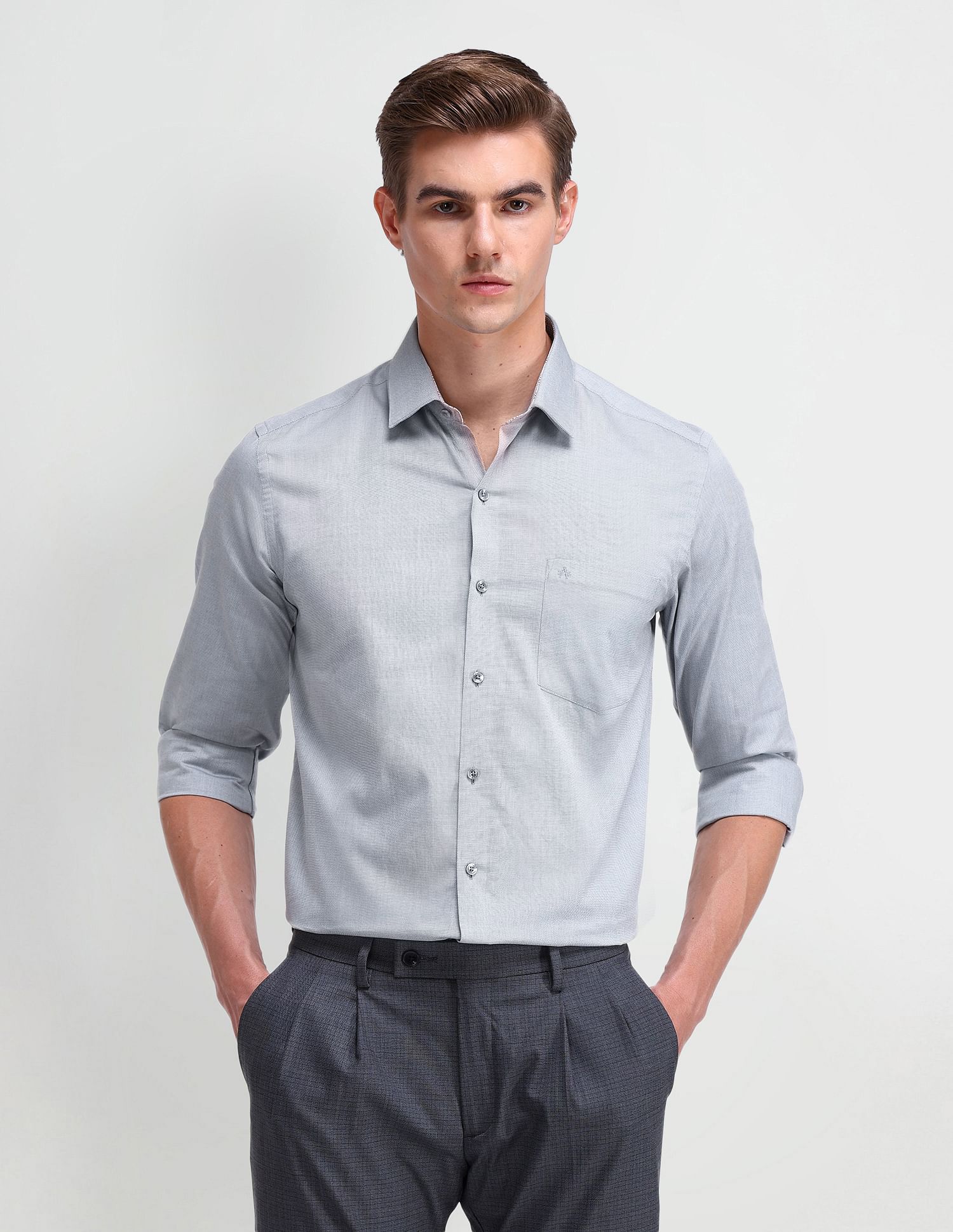 Arrow Manhattan Slim Fit Textured Shirt