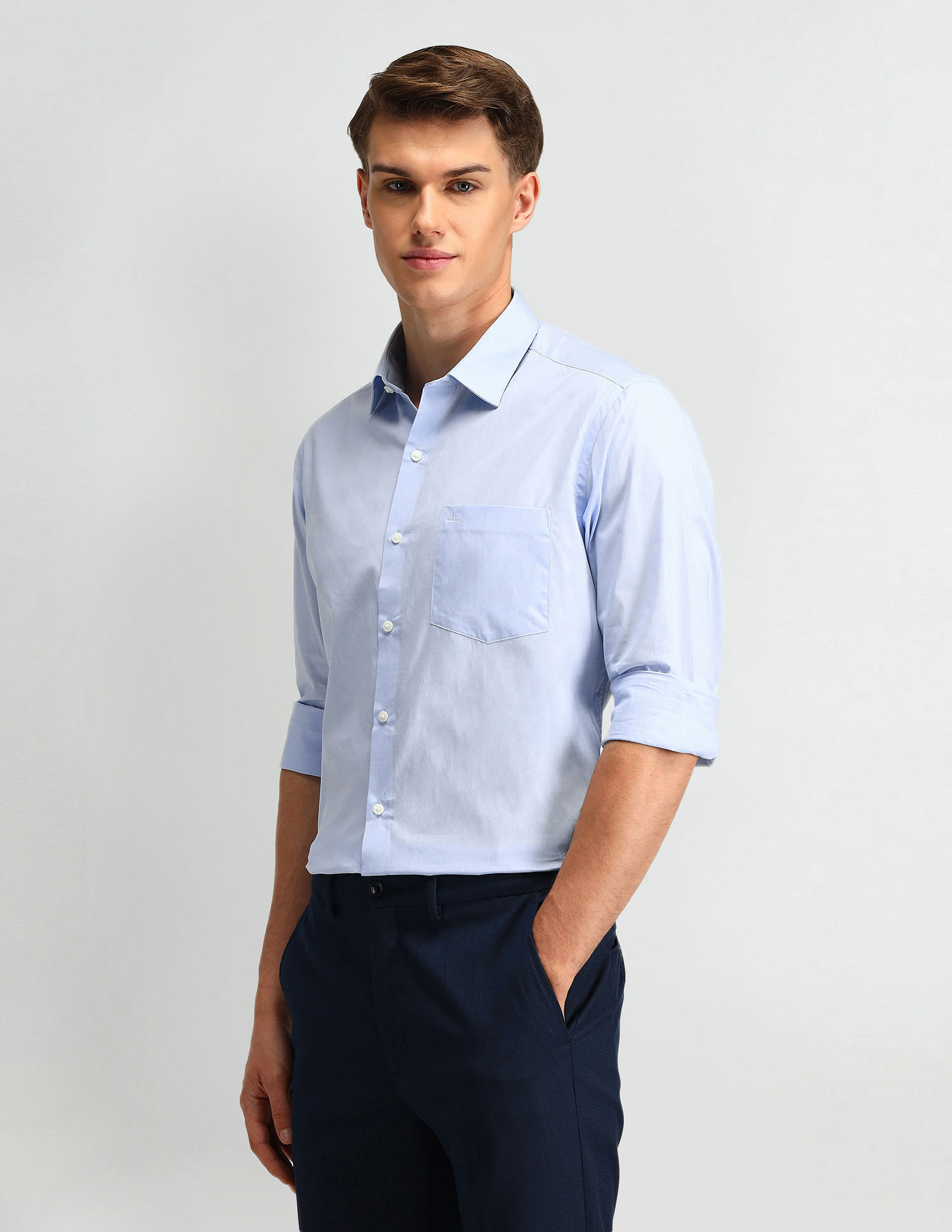 Arrow Solid Manhattan Slim Fit Shirt