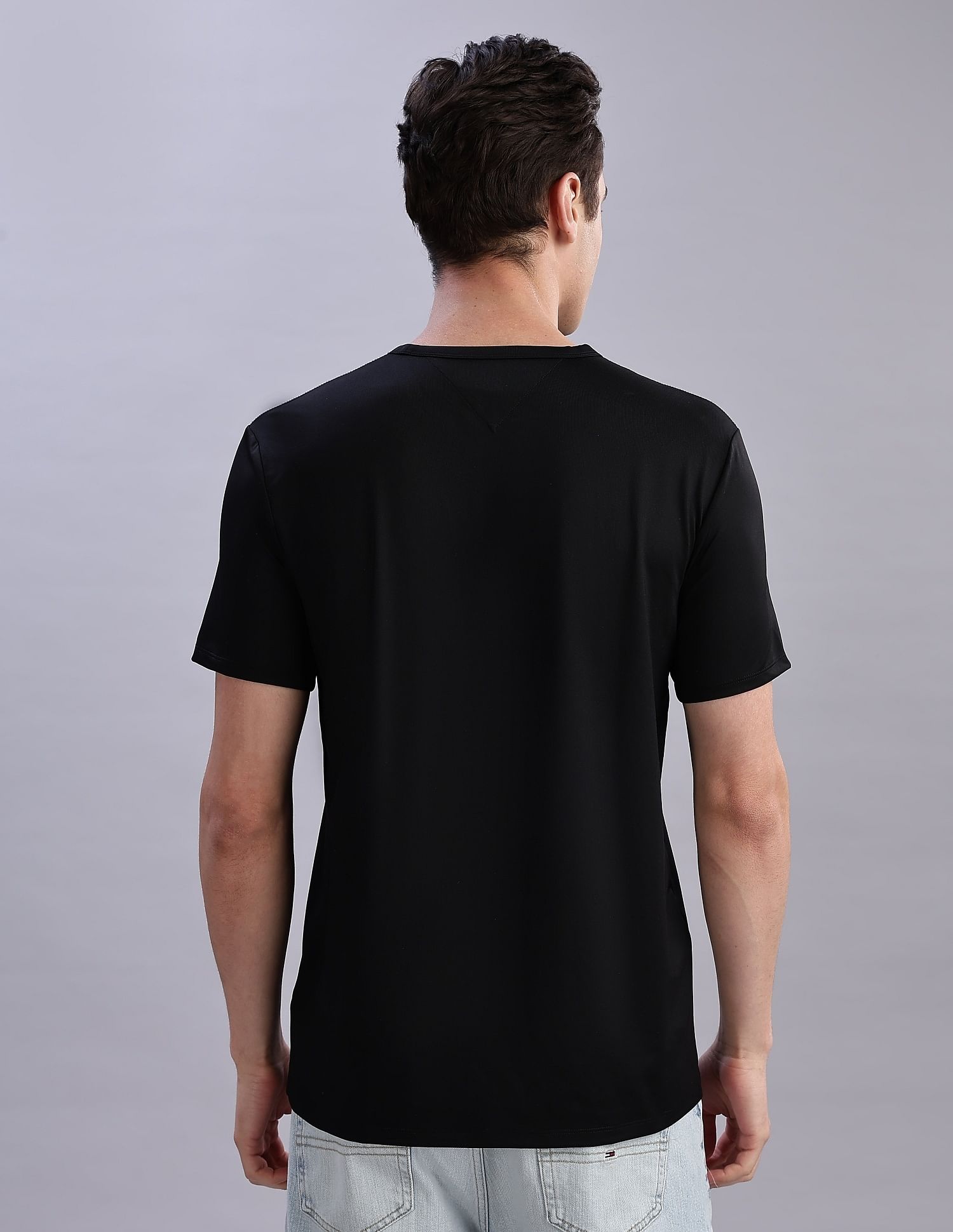 Tommy Hilfiger Solid Regular-Fit Polyester T-Shirts