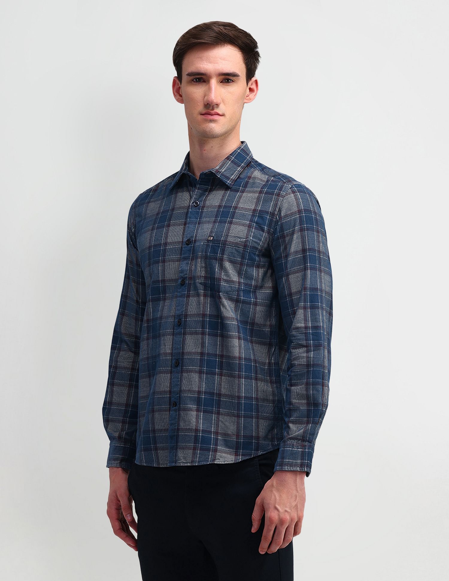 Arrow Sport Slim Fit Lightweight Corduroy Shirt
