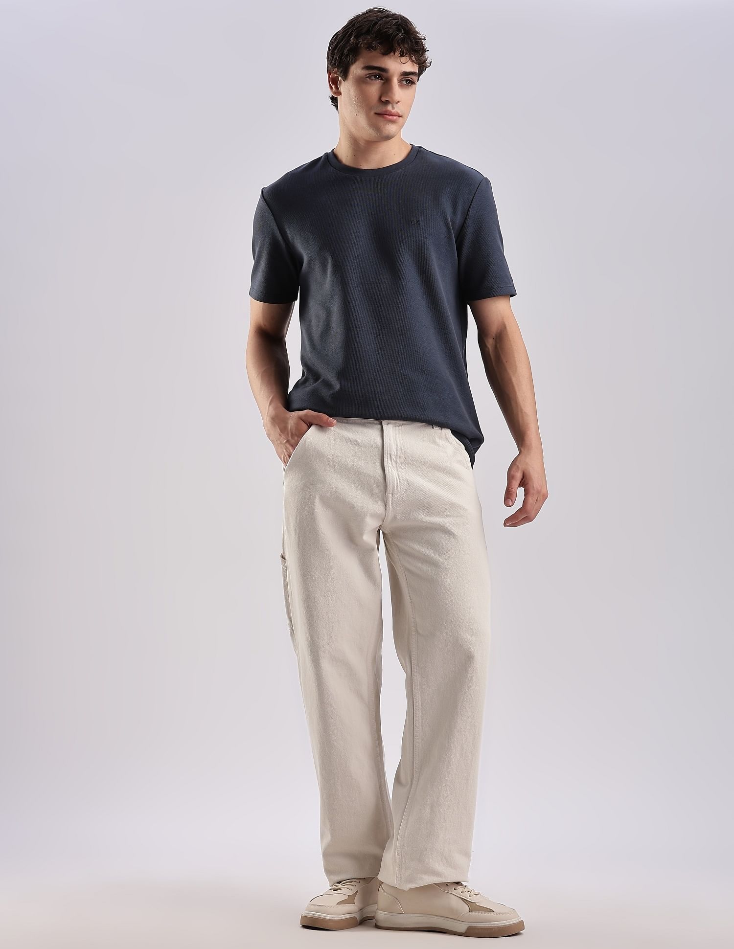 Calvin Klein Jeans Regular-Fit Solid Cotton T-Shirt