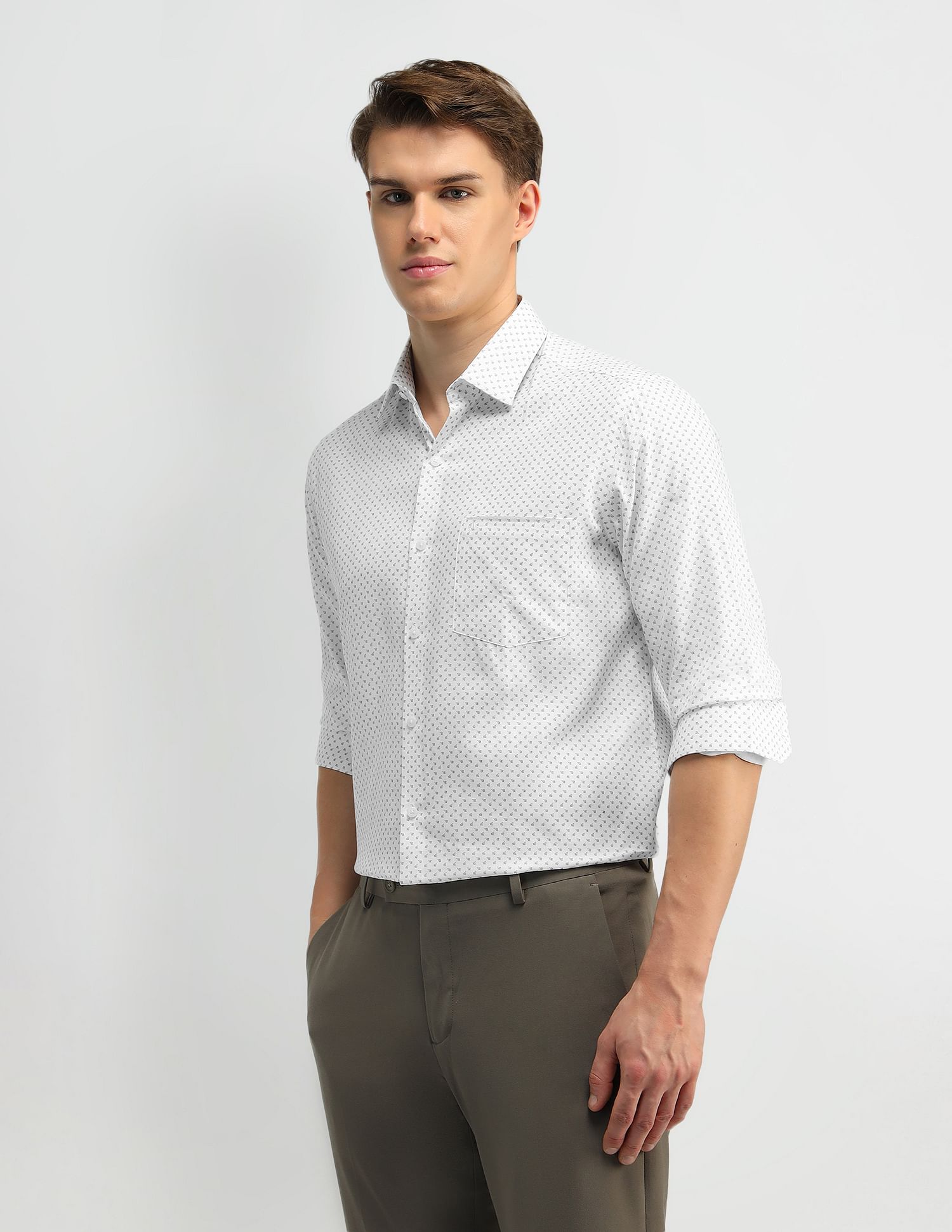 Arrow Geometric Printed Manhattan Slim Fit Shirt