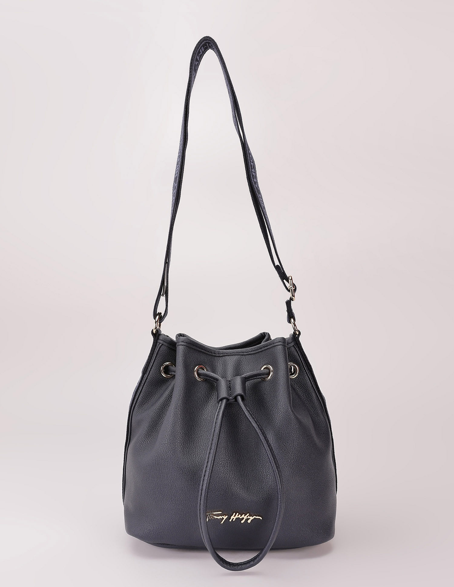 Tommy Hilfiger Solid Blue Pu Bucket Bag