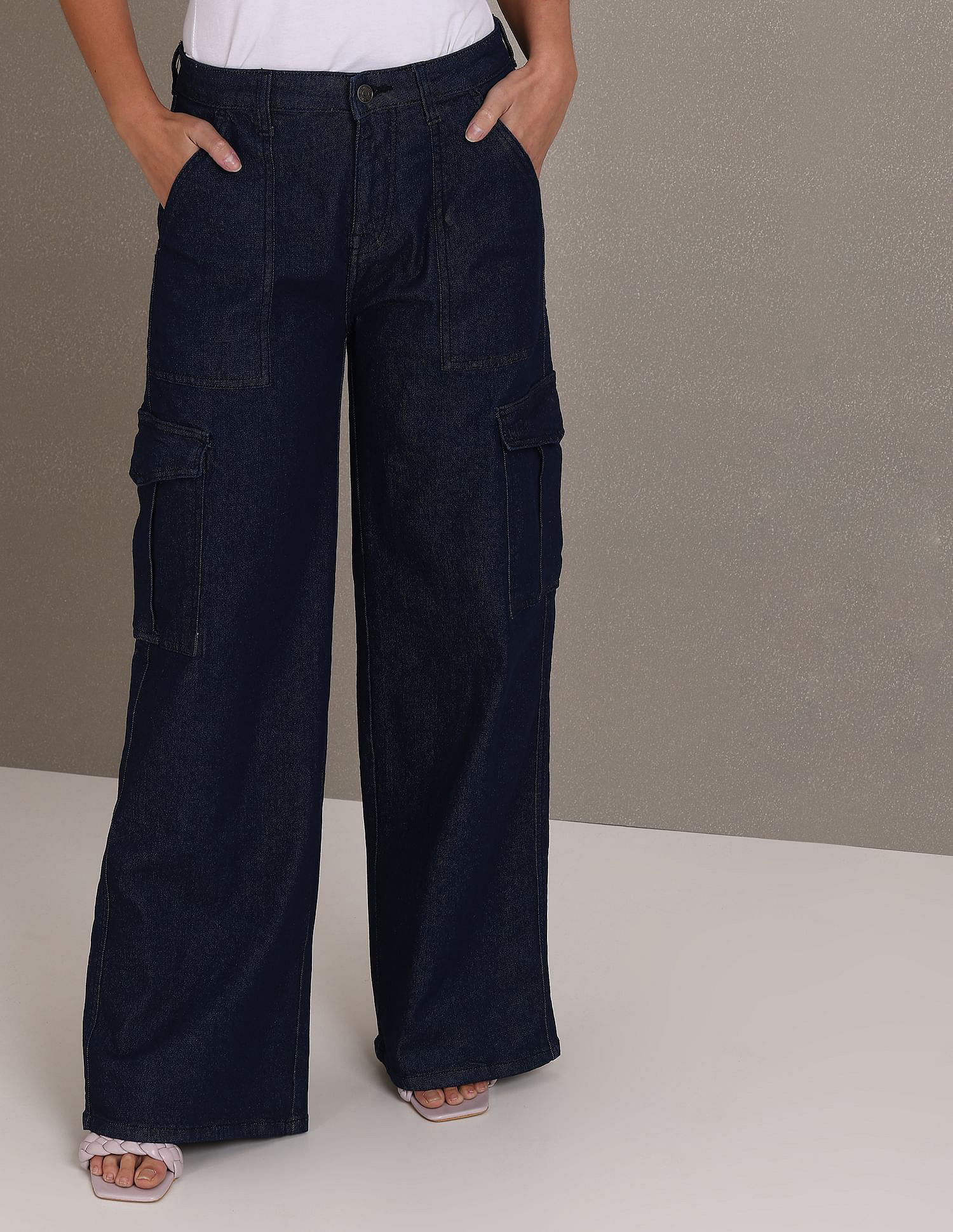 Women Relaxed Fit Cargo Pants