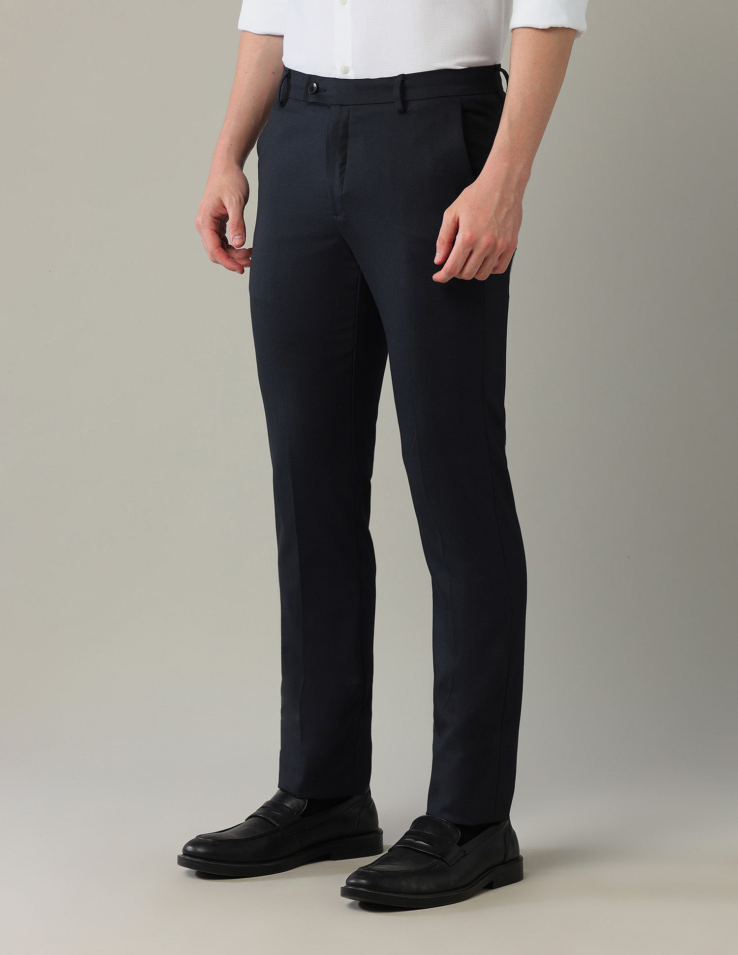 Arrow AutoFlex Mid Rise Regular Fit Trousers