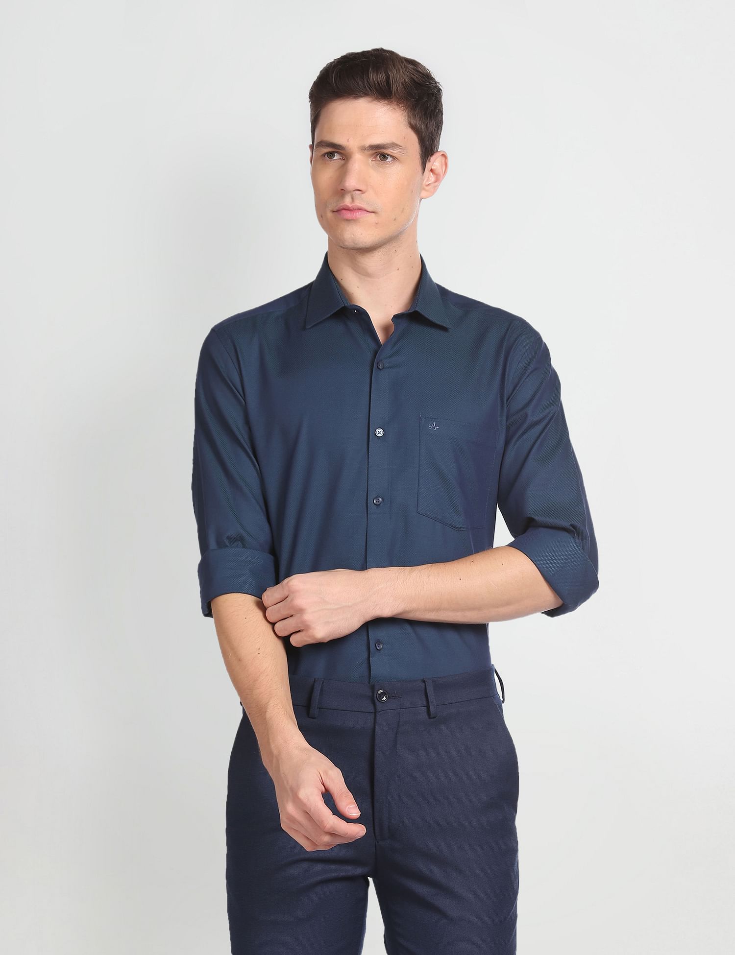 Arrow Patterned Weave Classic Fit Shirt