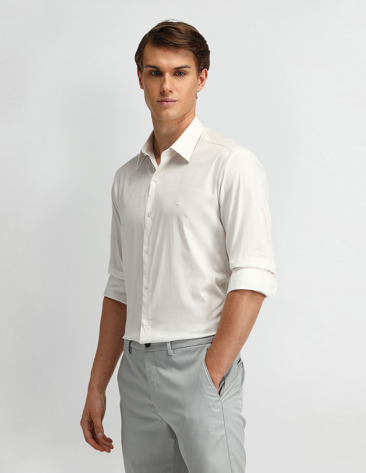 Arrow Newyork Manhattan Slim Fit Pinstriped Shirt
