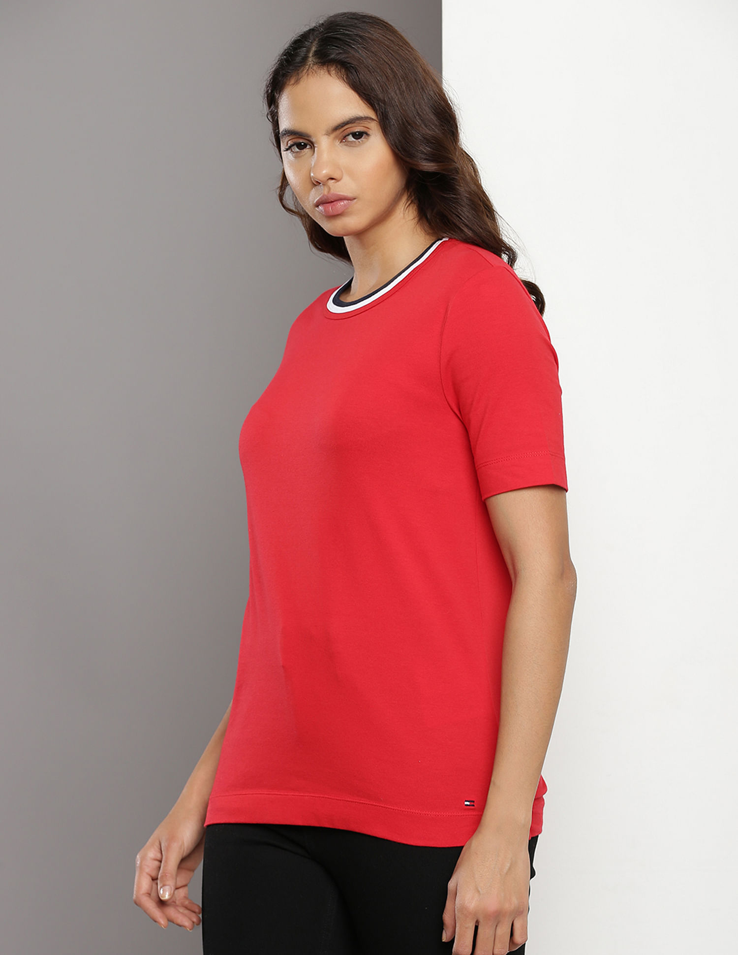 Tommy Hilfiger Solid Crew Neck T-Shirt