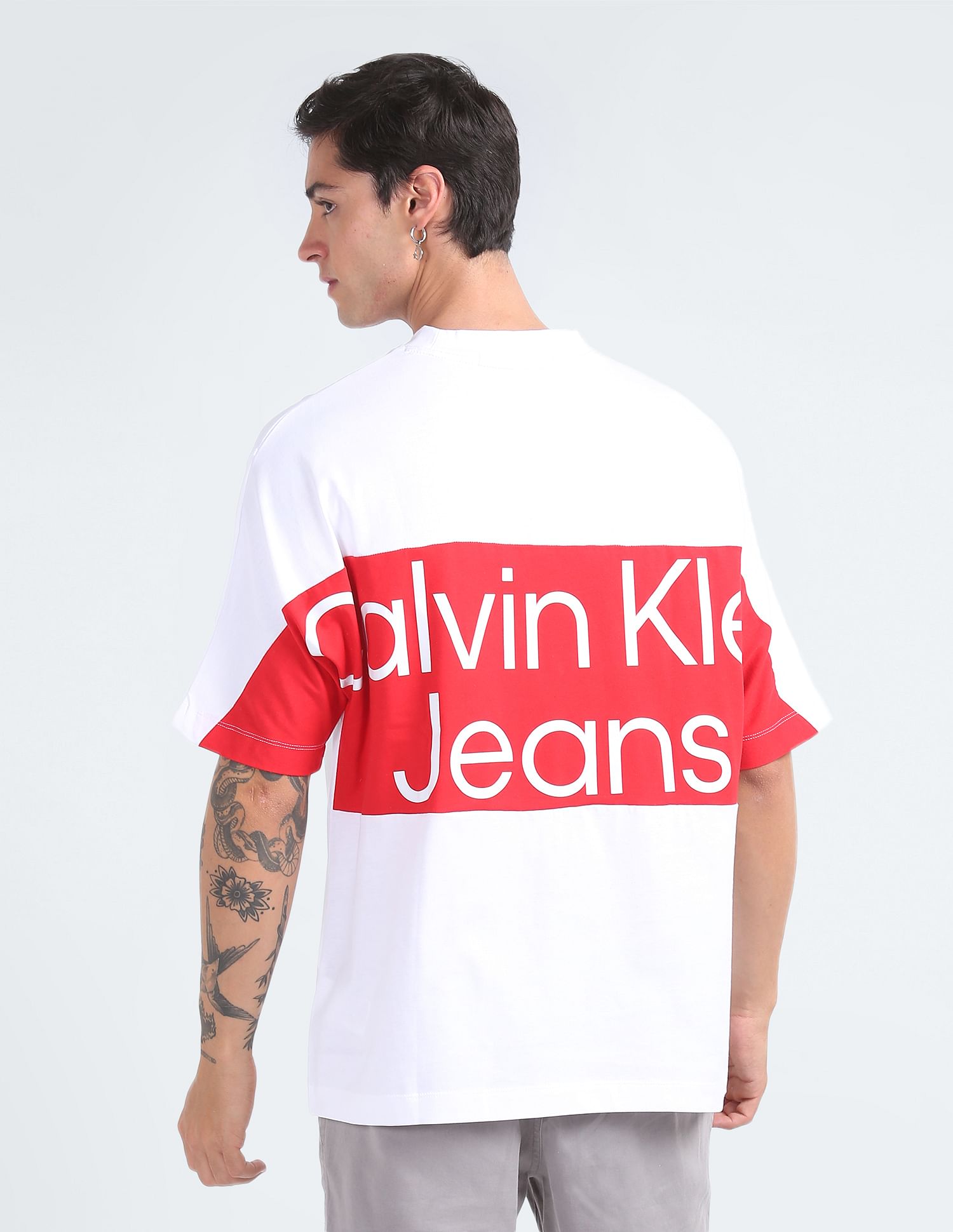 Calvin klein white and red t shirt hotsell