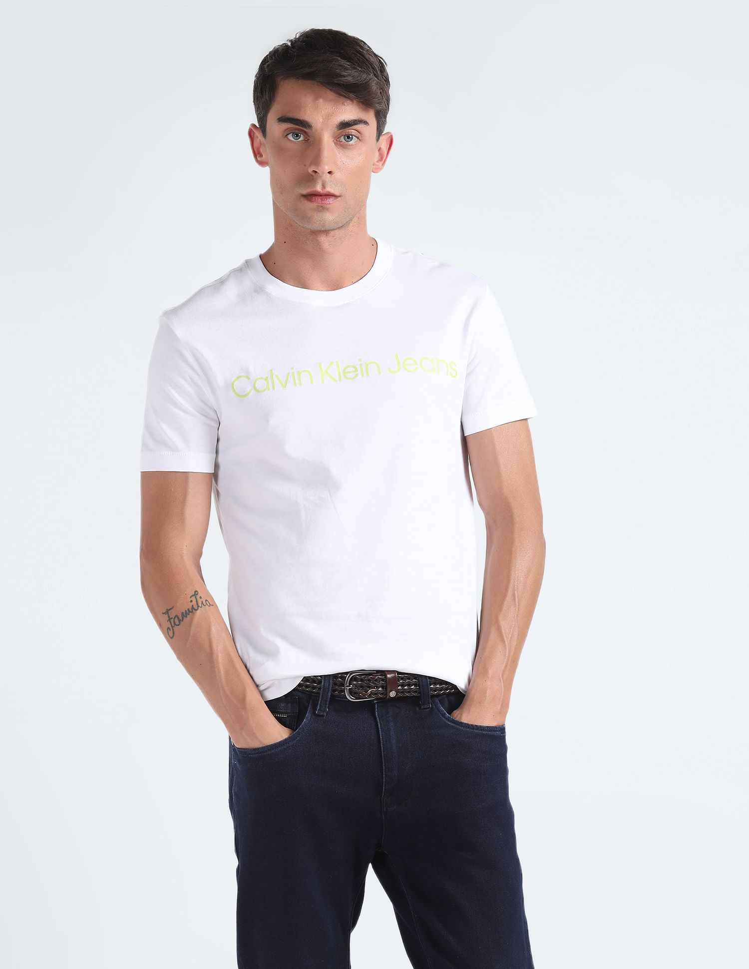 Buy Calvin Klein Jeans Institutional Logo Slim T Shirt NNNOW