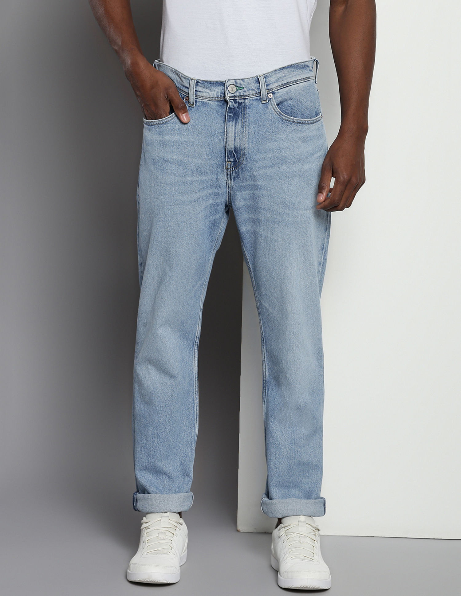 Tommy Hilfiger Ethan Relaxed Straight Fit Whiskered Jeans