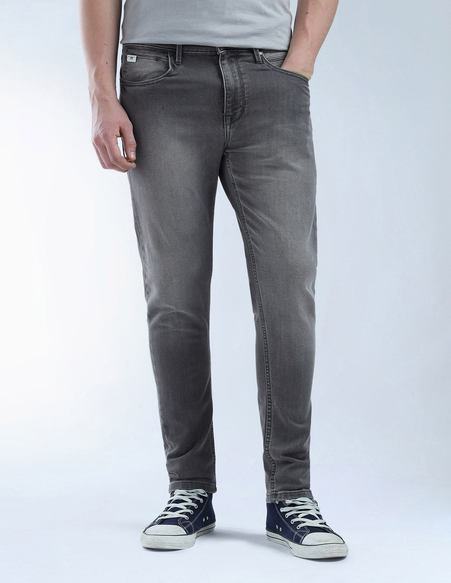 Flying Machine Mid Rise Slash Slim Tapered Fit Jeans