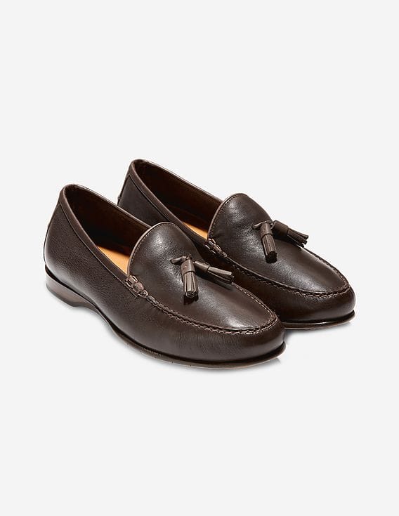 Buy Cole Haan Men Brown Hayes Tassel Loafer - NNNOW.com display picture 1