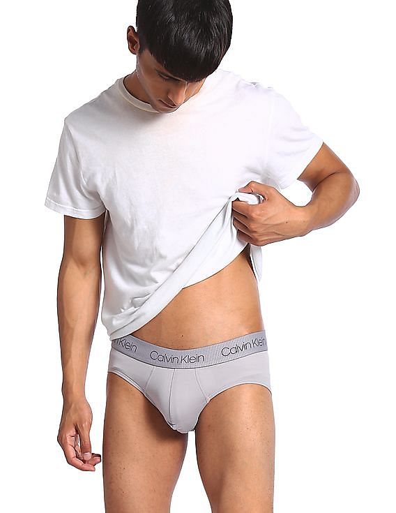 Calvin Klein Underwear Men Grey Mid Rise Solid Hip Briefs